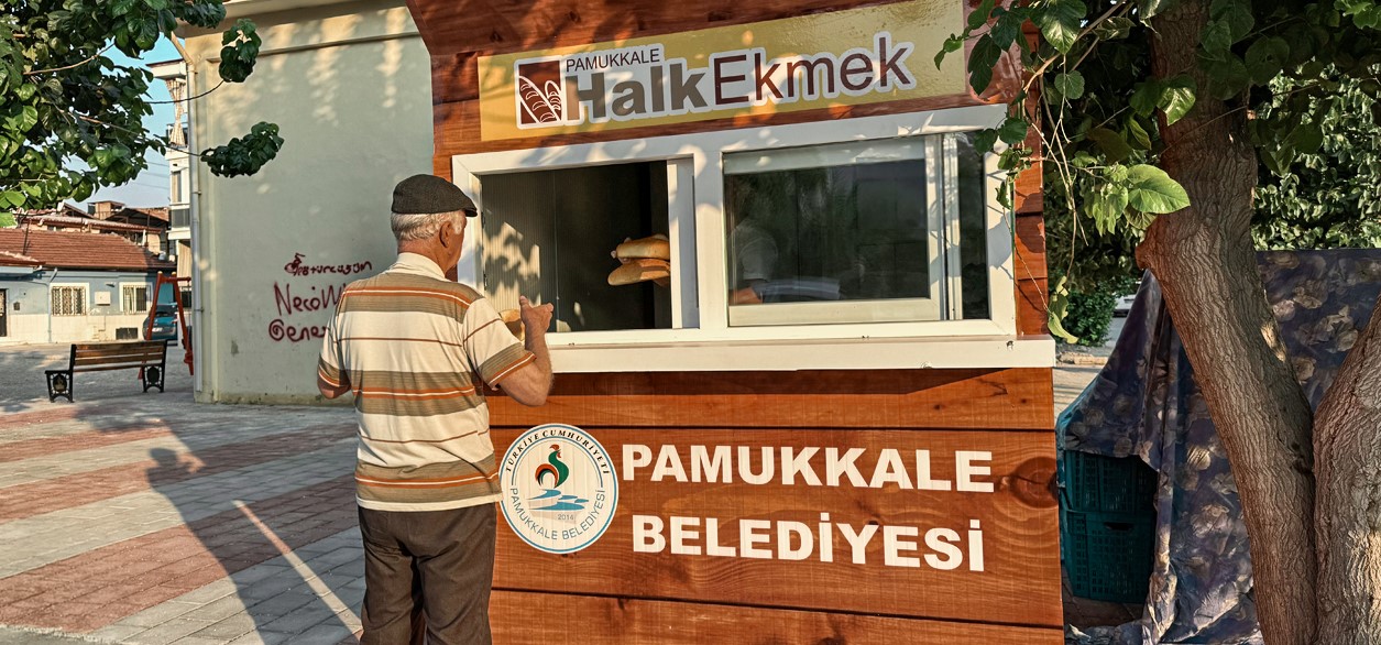 PAMUKKALE HALK EKMEK BÜFELERİNDE SİMİT SATIŞI BAŞLADI