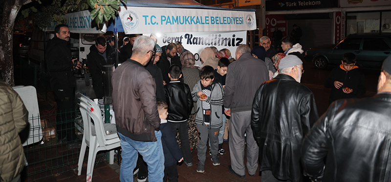 PAMUKKALE BELEDİYESİ’NDEN CAMİLERDE LOKMA VE ÇAY İKRAMI