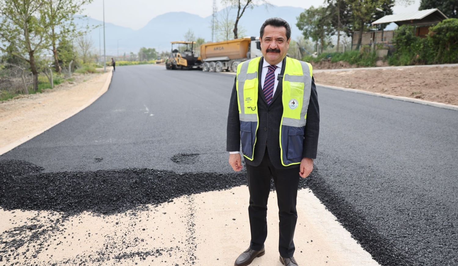 CUMHURİYET MAHALLESİ’NE 12 METRELİK MODERN BULVAR