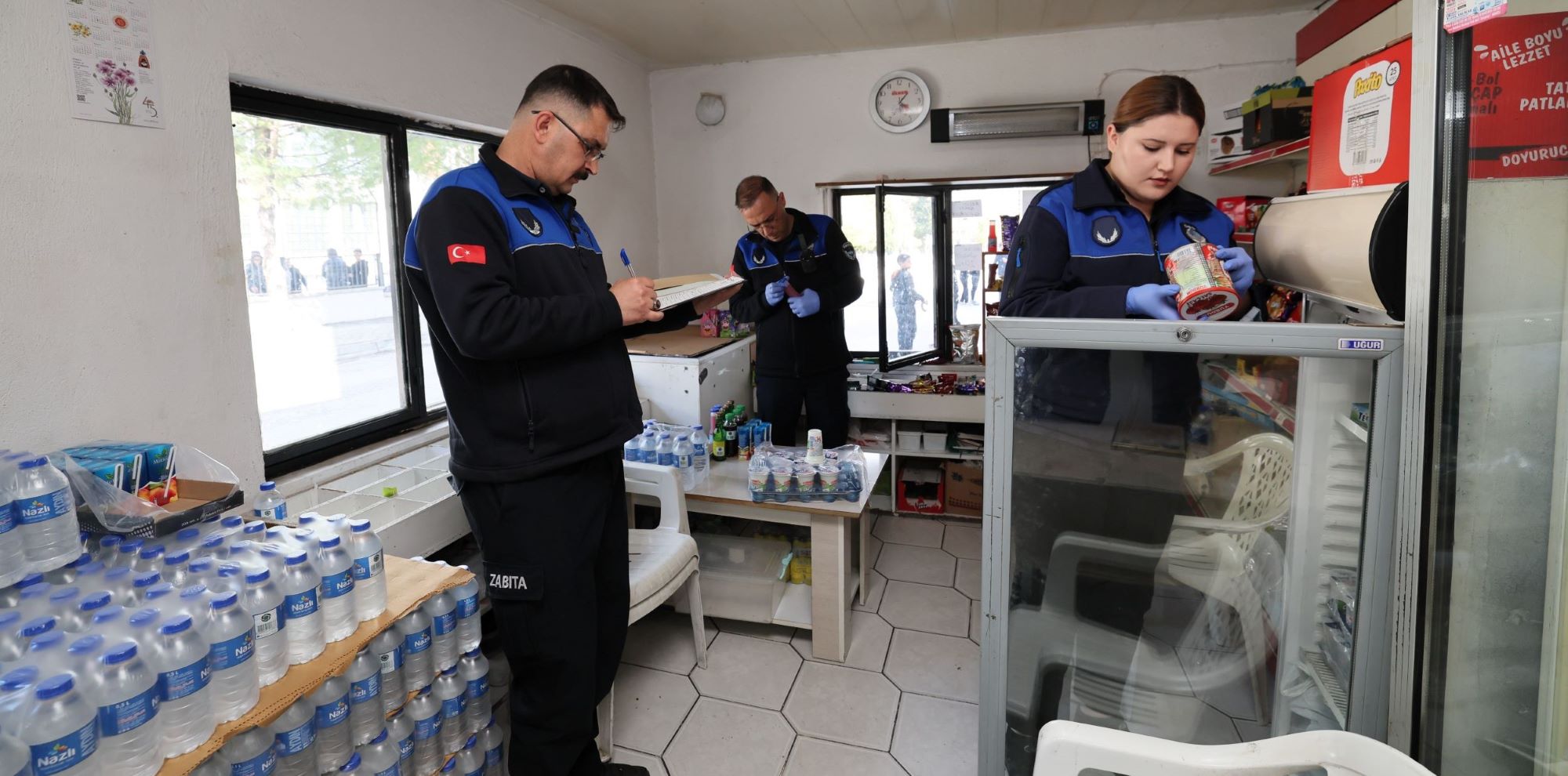 PAMUKKALE’DE OKUL KANTİNLERİNE SIKI TAKİP: 74 KANTİN MERCEK ALTINDA